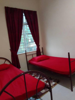 Ratu homestay 1(Bukit Baru)
